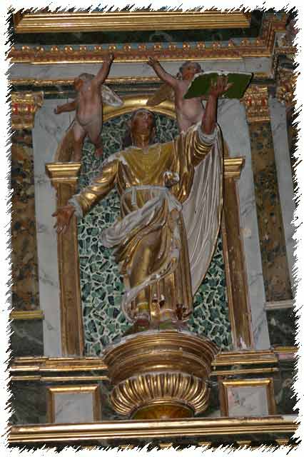 photo de la statute e saint Girons dans le rètable